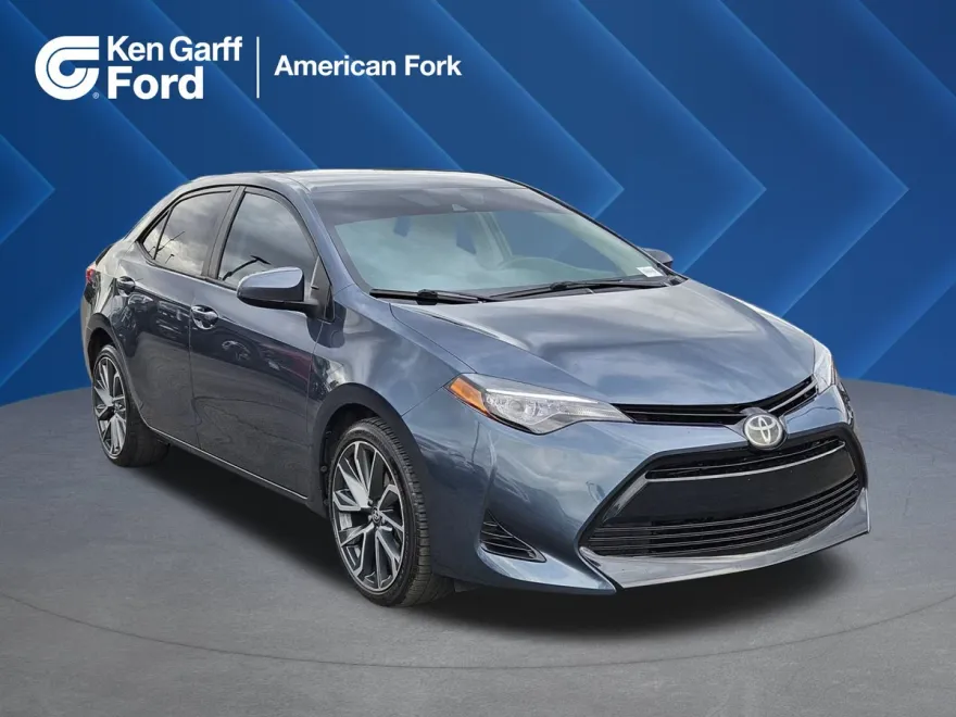 2018 Toyota Corolla L photo 1
