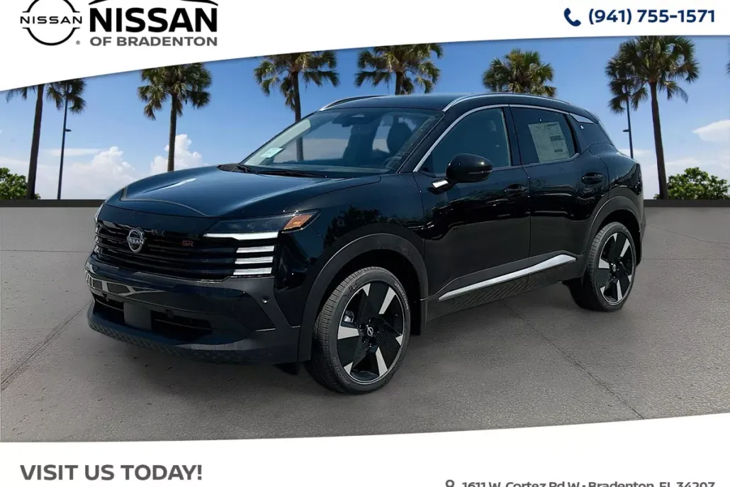 2025 Nissan Kicks SR photo 1