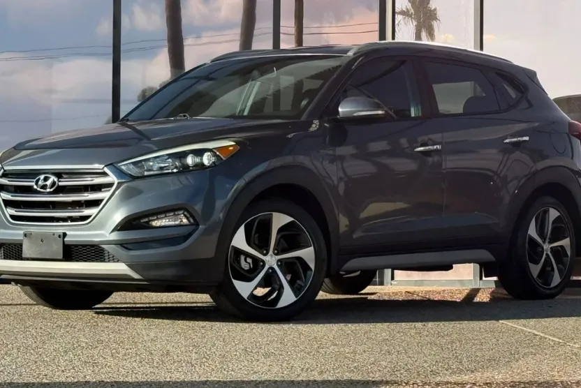 2017 Hyundai Tucson Limited Sport photo 1