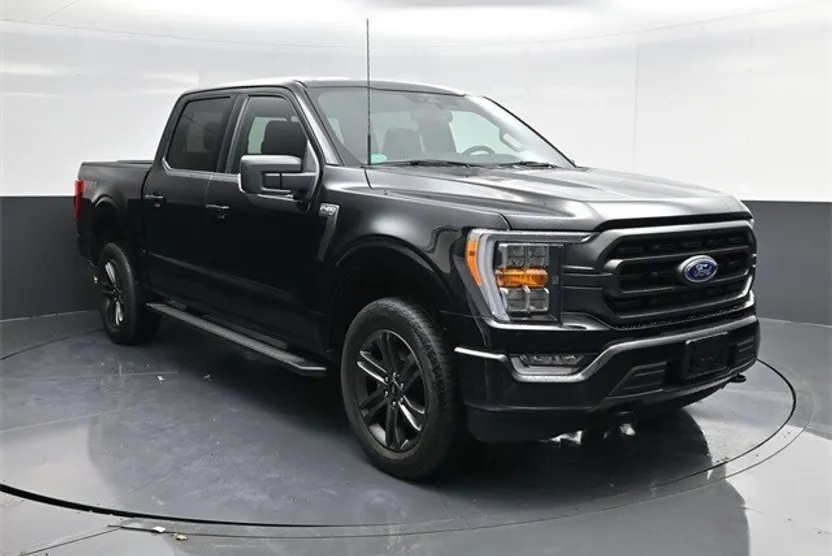 2022 Ford F-150 XLT photo 1