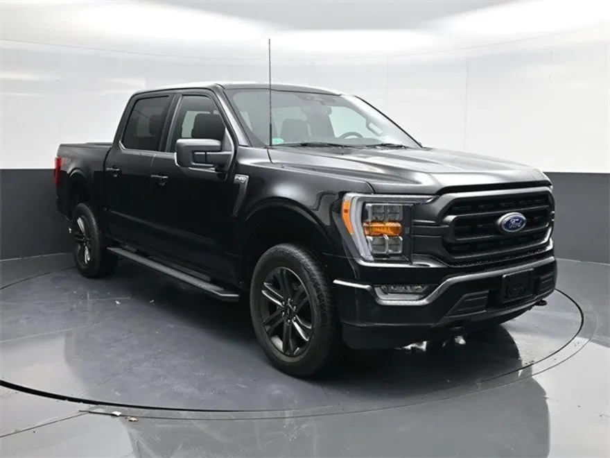 2022 Ford F-150 XLT photo 1