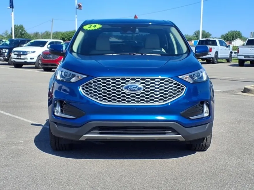 2024 Ford Edge SEL photo 1