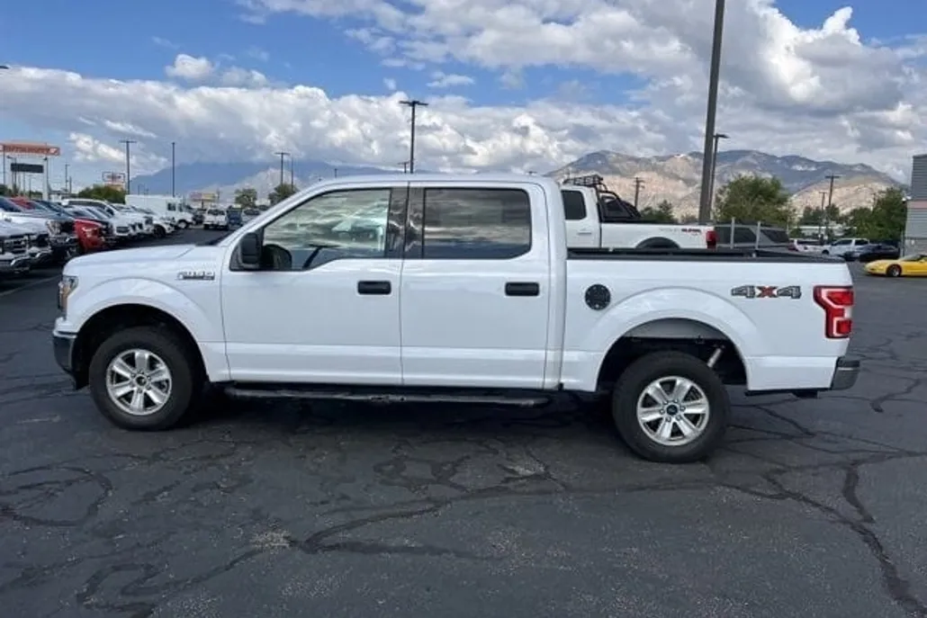 2019 Ford F-150 XLT photo 1