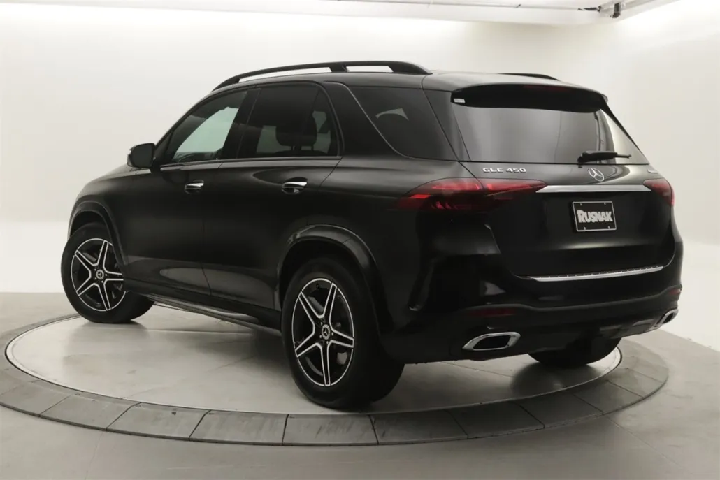 2025 Mercedes Benz GLE 450 4MATIC photo 1