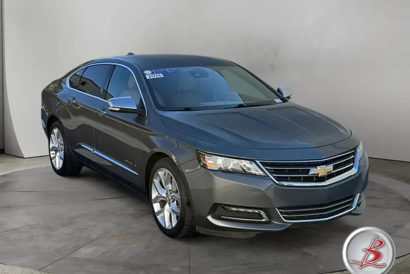 2016 Chevrolet Impala LTZ photo 1