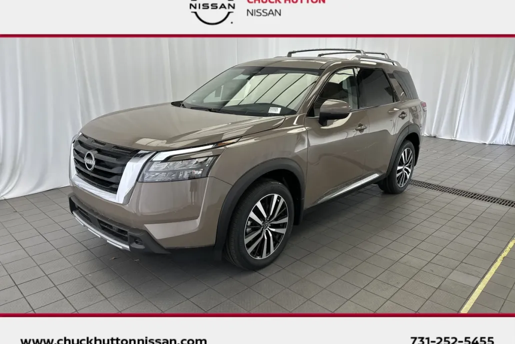 2025 Nissan Pathfinder Platinum photo 1