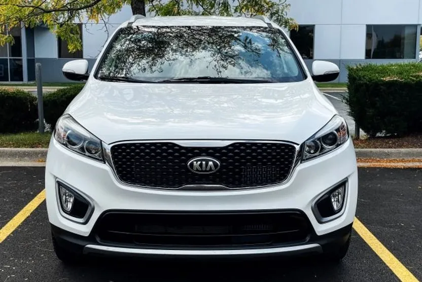 2017 Kia Sorento LX photo 1