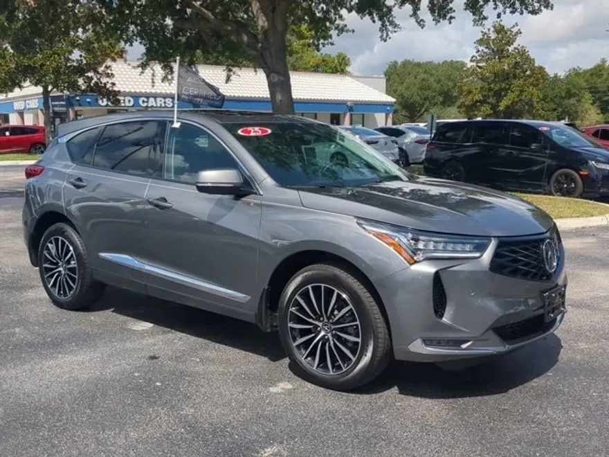 2025 Acura RDX Advance photo 1