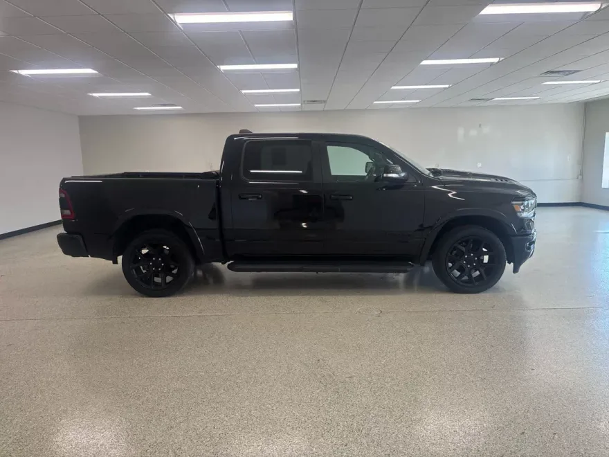2022 Ram 1500 Laramie photo 1