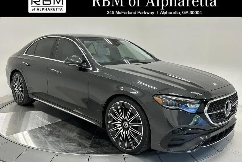 2025 Mercedes Benz E 450 4MATIC photo 1