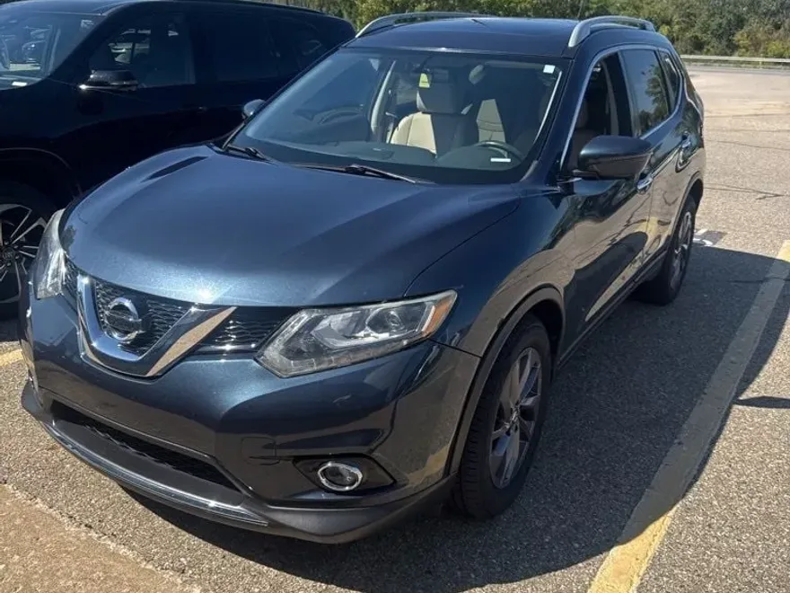 2016 Nissan Rogue SL photo 1