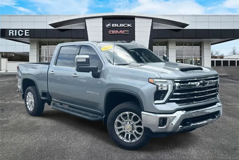 2024 Chevrolet Silverado 2500HD LTZ photo 1