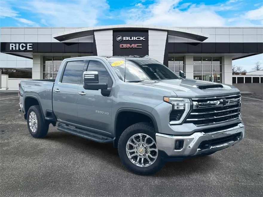 2024 Chevrolet Silverado 2500HD LTZ photo 1