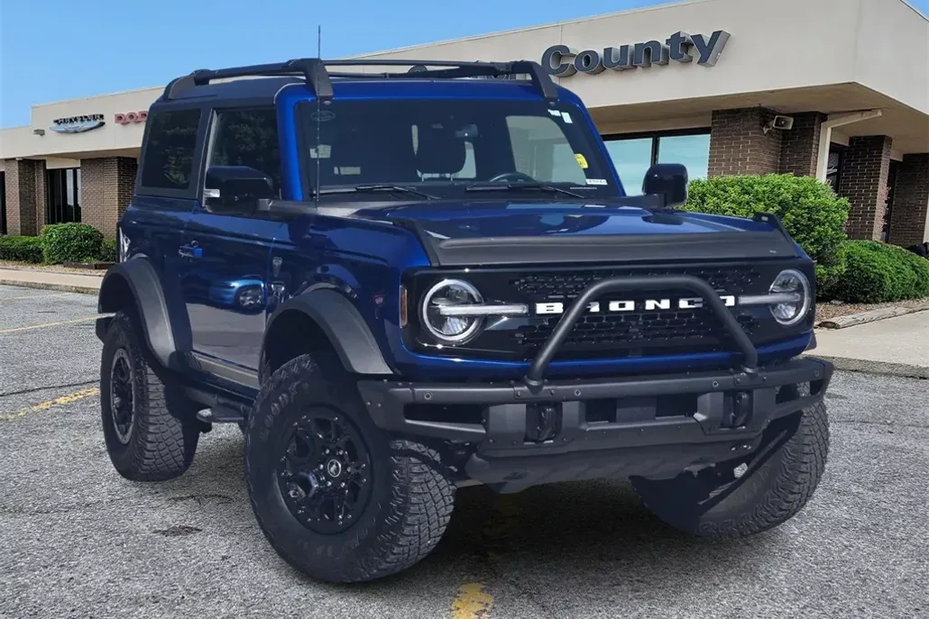 2021 Ford Bronco First Edition photo 1