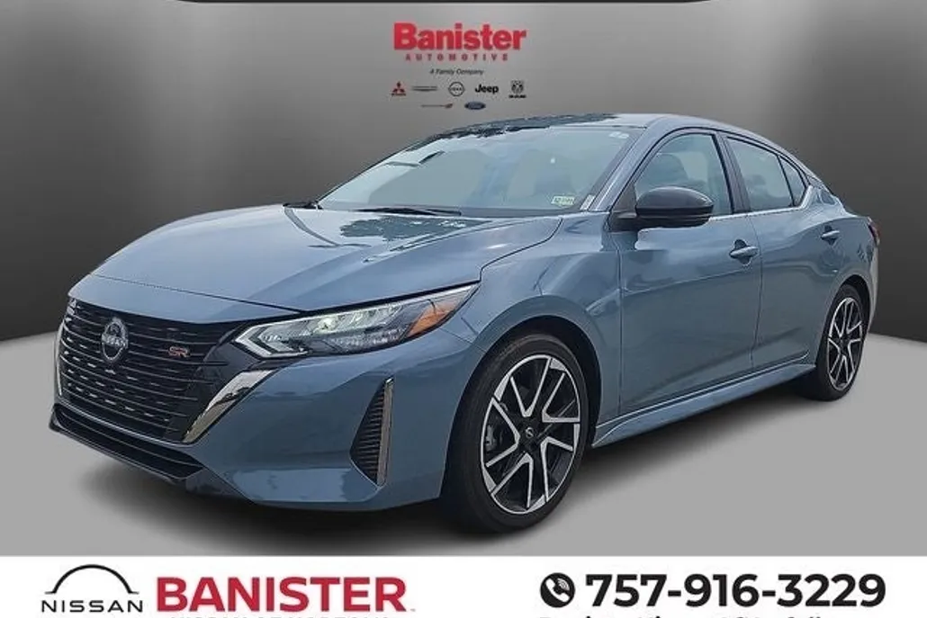 2024 Nissan Sentra SR photo 1