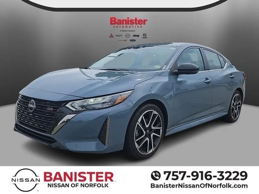 2024 Nissan Sentra SR photo 1