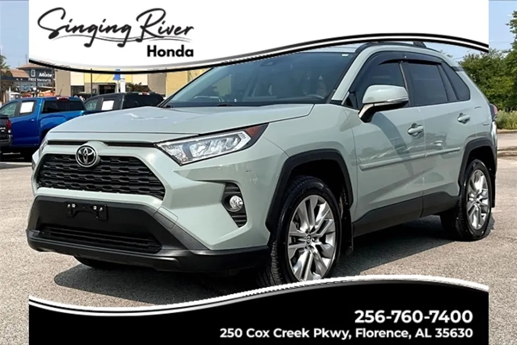 2021 Toyota RAV4 XLE Premium photo 1