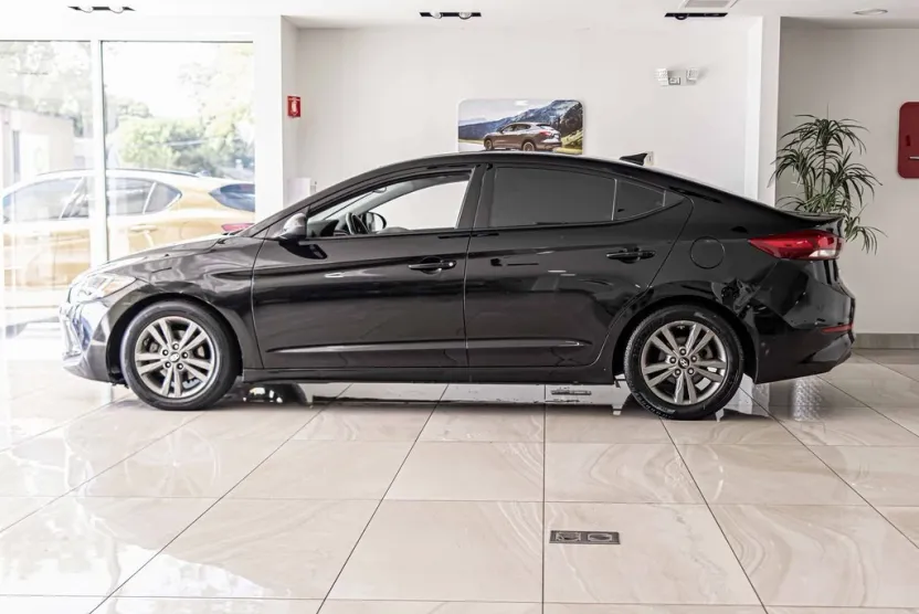 2018 Hyundai Elantra Value Edition photo 1
