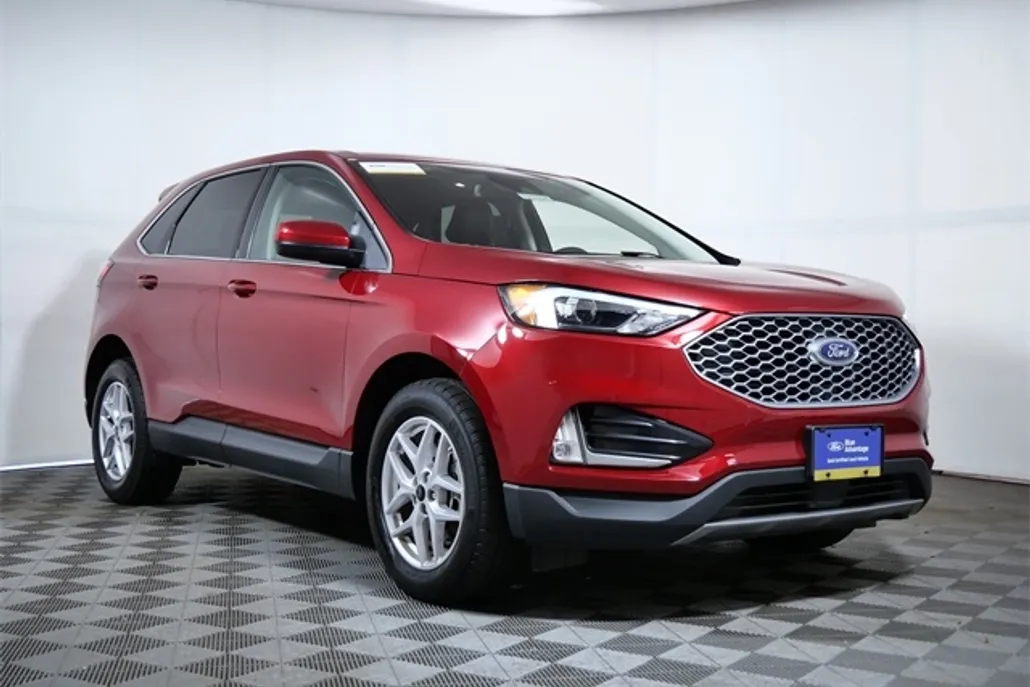 2023 Ford Edge SEL photo 1