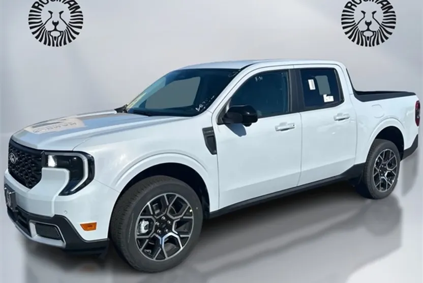 2025 Ford Maverick Lariat photo 1