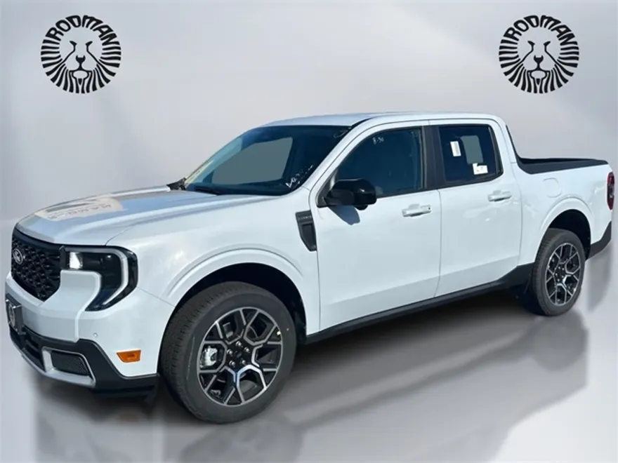 2025 Ford Maverick Lariat photo 1