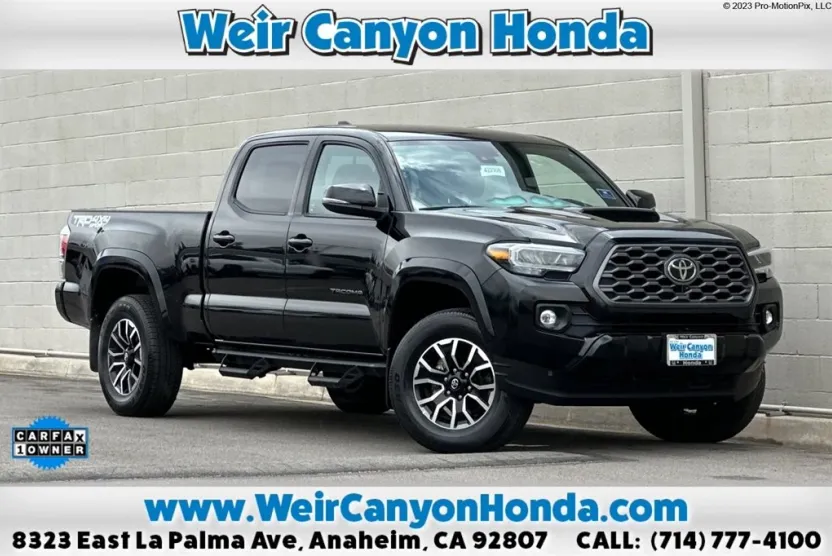 2023 Toyota Tacoma SR5 photo 1