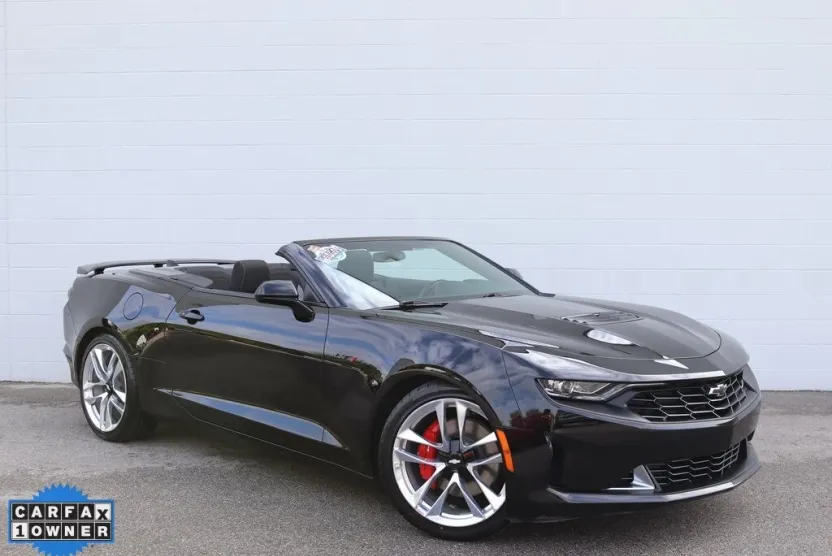 2023 Chevrolet Camaro LT1 photo 1