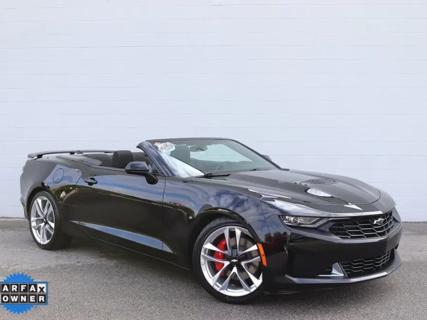 2023 Chevrolet Camaro LT1 photo 1