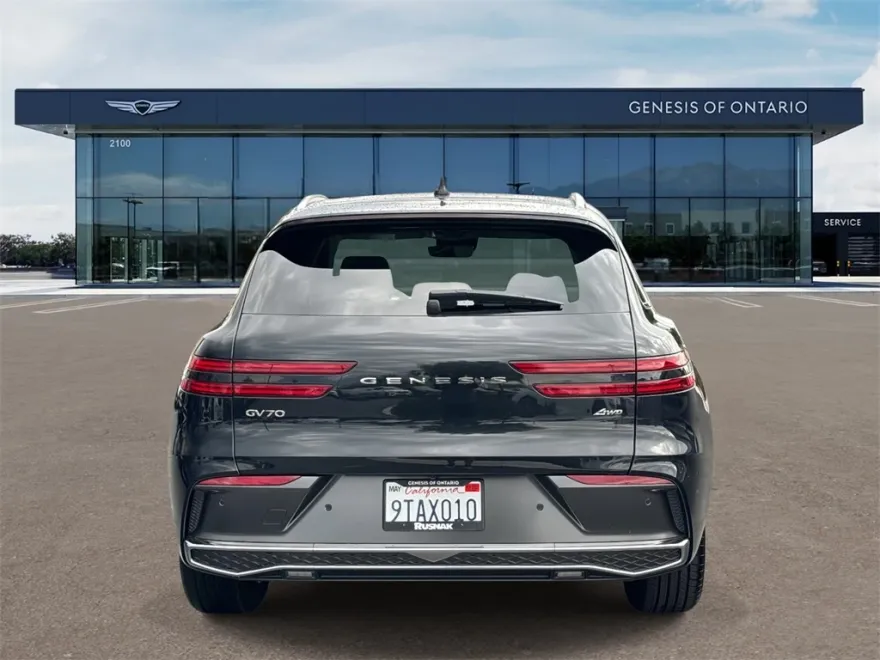2026 Genesis GV70 2.5T photo 1
