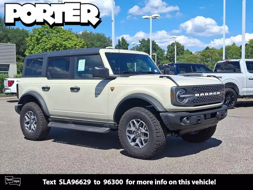 2025 Ford Bronco Badlands photo 1