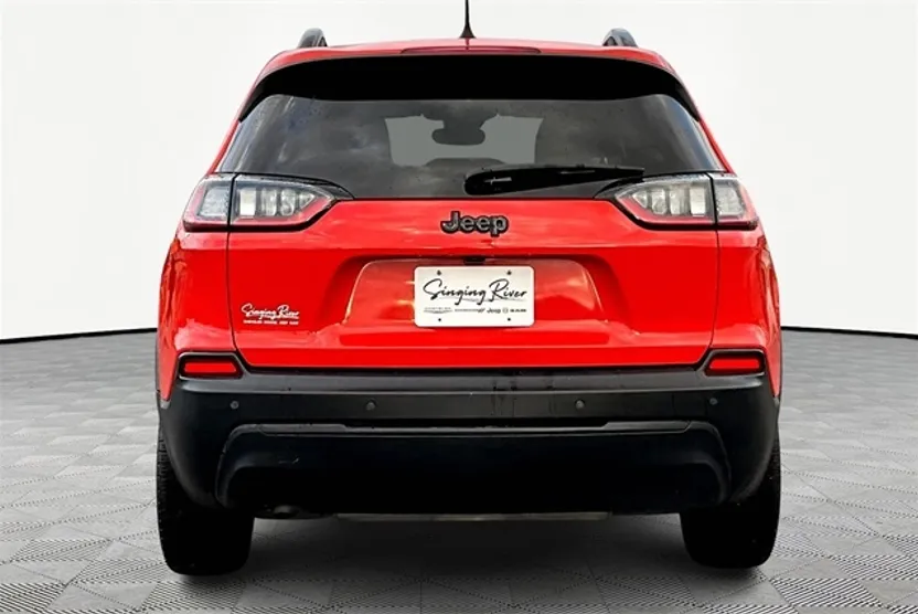 2021 Jeep Cherokee Altitude photo 1