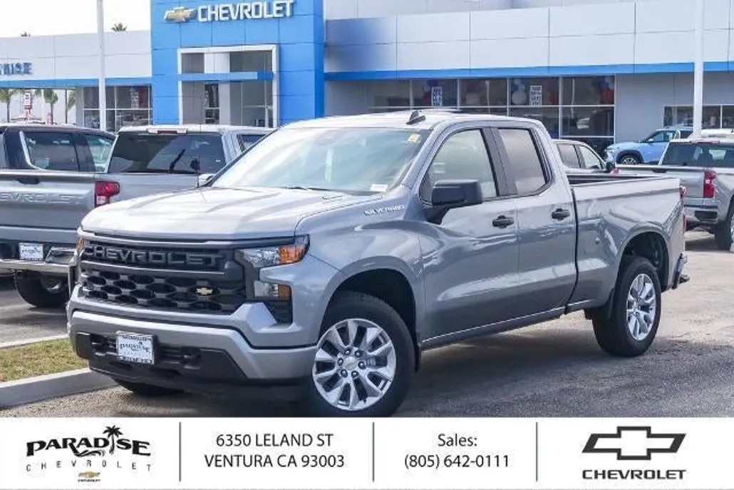 2026 Chevrolet Silverado 1500 Custom photo 1