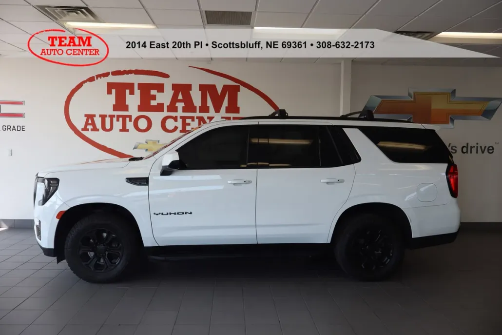 2022 Gmc Yukon SLE photo 1