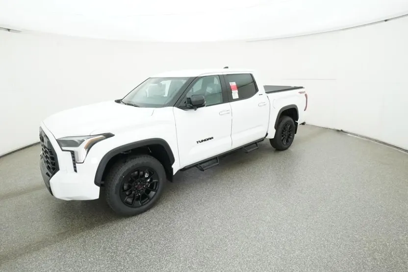 2025 Toyota Tundra Limited CrewMax photo 1