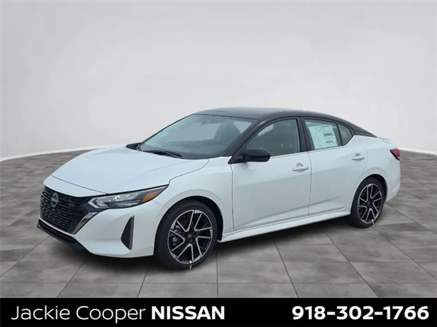 2025 Nissan Sentra SR photo 1