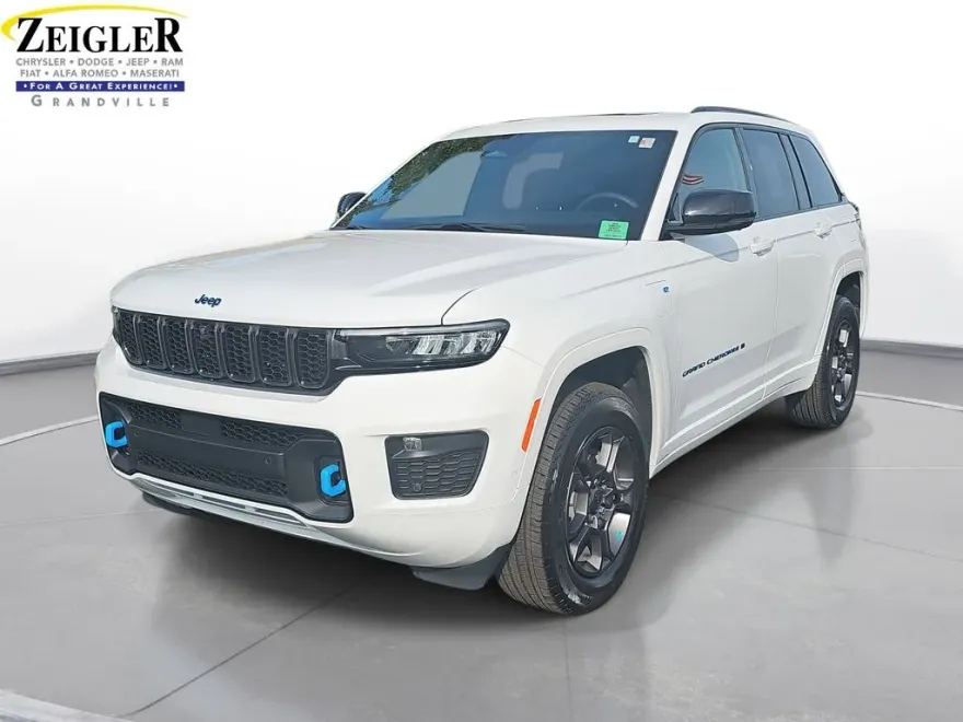 2025 Jeep Grand Cherokee 4xe Anniversary Edition photo 1