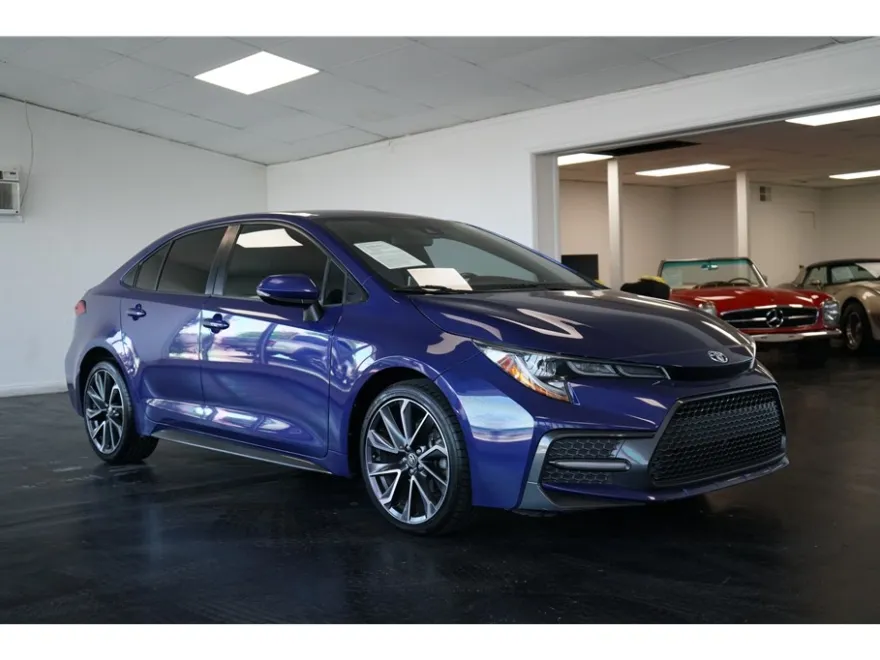 2020 Toyota Corolla SE photo 1