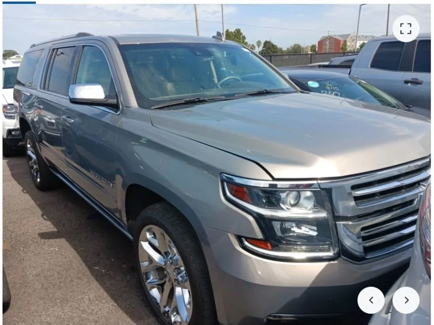 2018 Chevrolet Suburban 1500 Premier photo 1