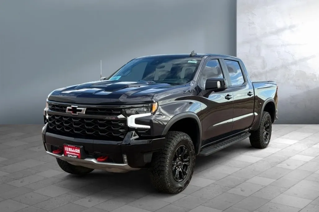 2024 Chevrolet Silverado 1500 ZR2 photo 1
