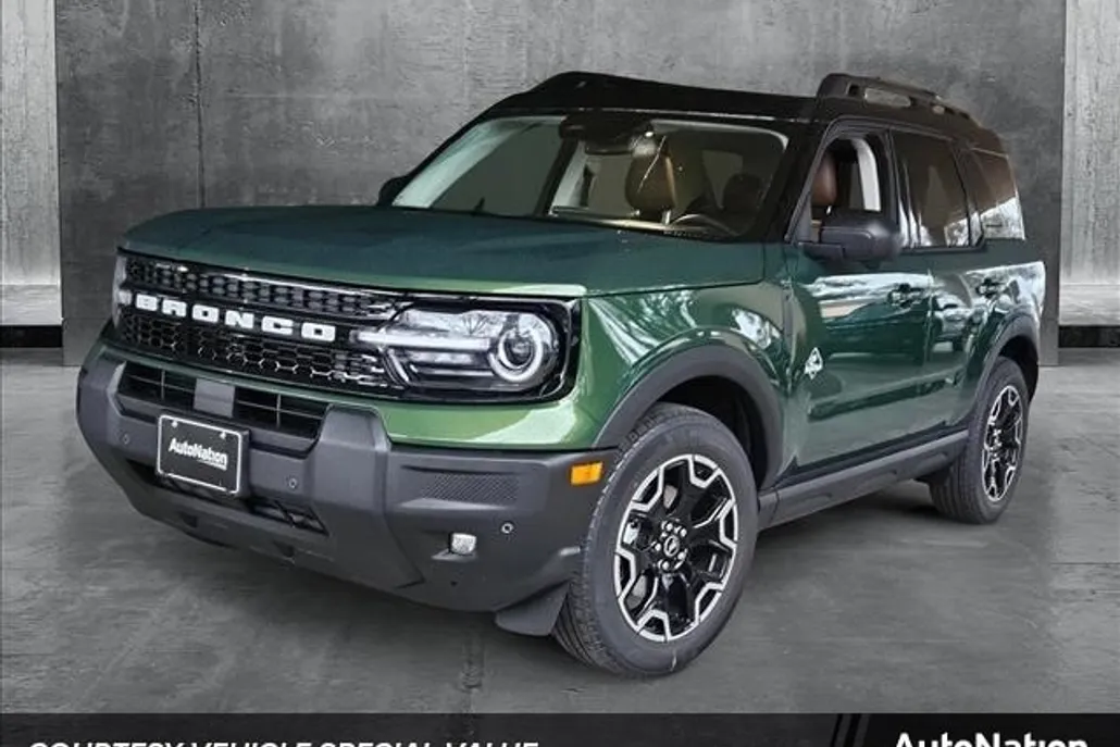 2025 Ford Bronco Sport Outer Banks photo 1