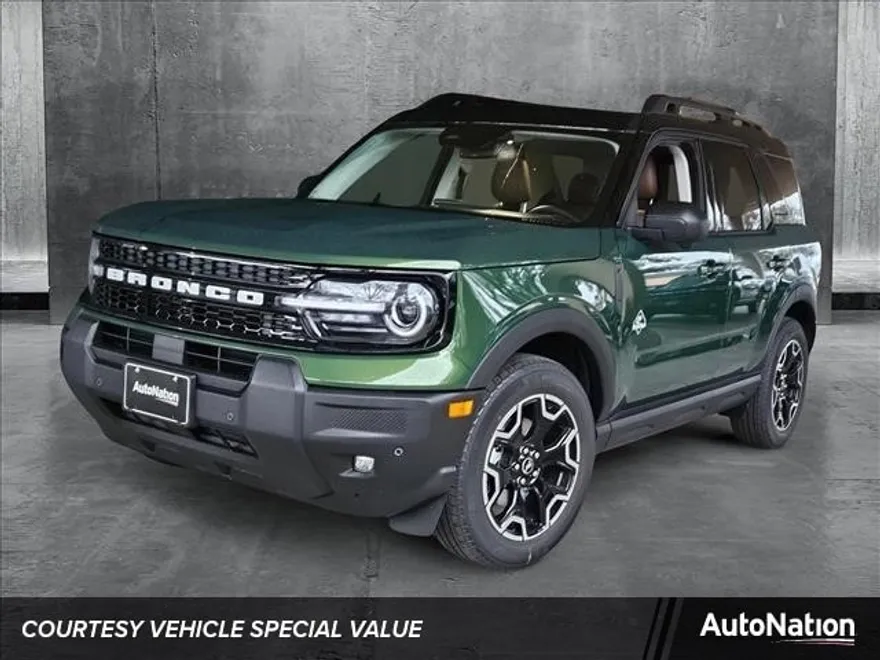 2025 Ford Bronco Sport Outer Banks photo 1