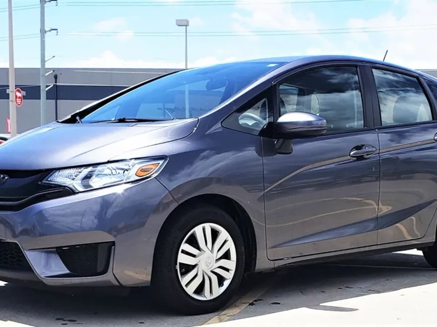 2017 Honda Fit LX photo 1