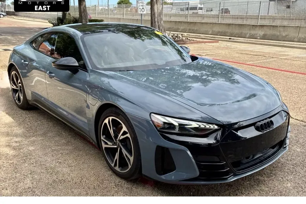 2022 Audi e-tron GT Premium Plus photo 1