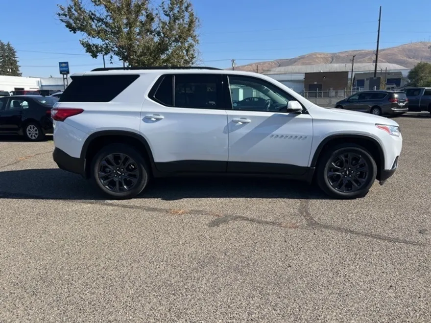 2020 Chevrolet Traverse RS photo 1