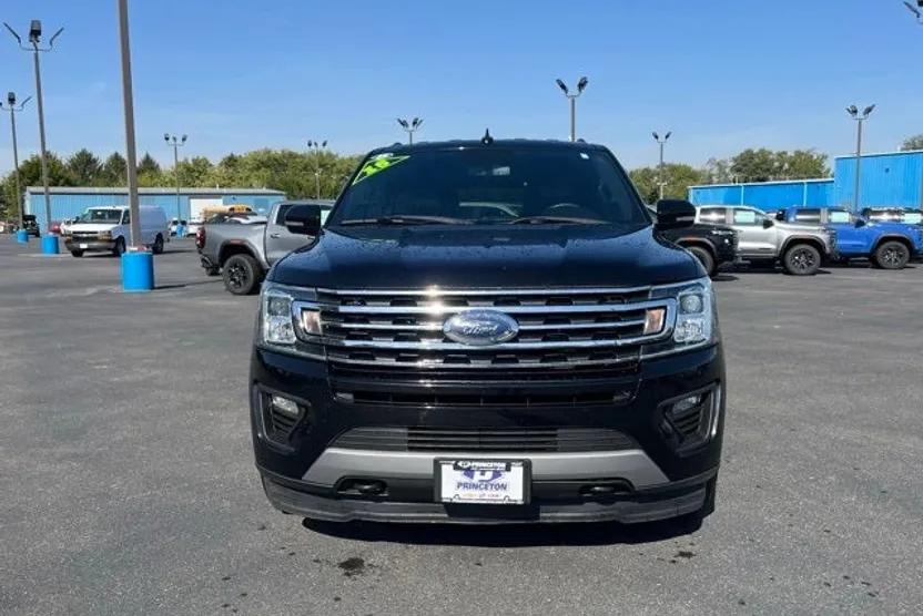 2018 Ford Expedition MAX XLT photo 1