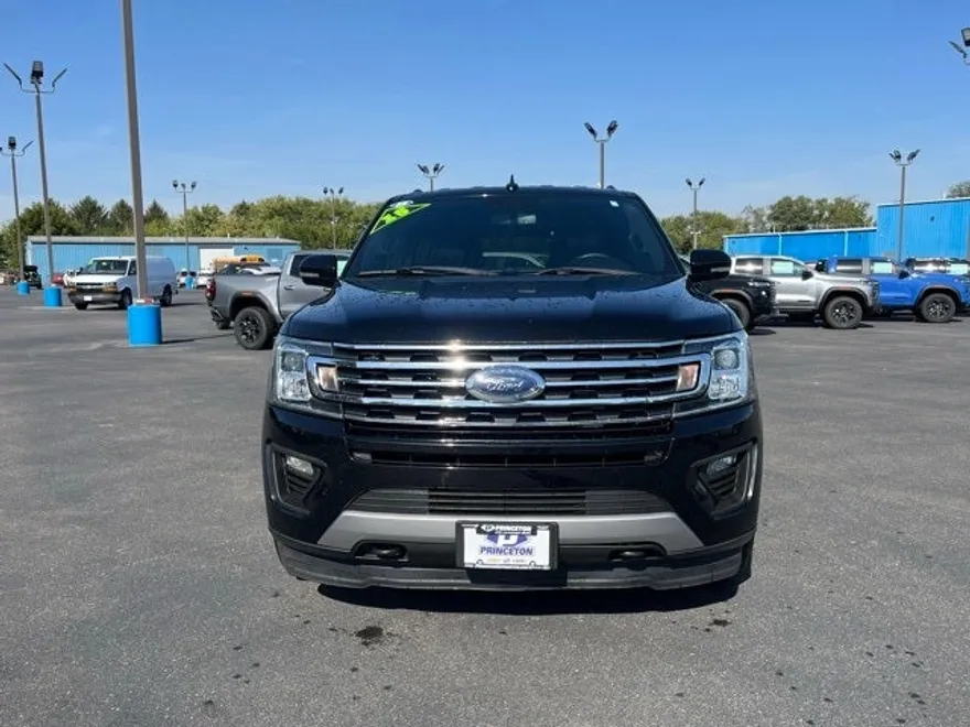 2018 Ford Expedition MAX XLT photo 1