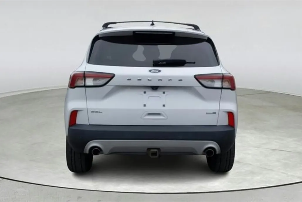 2020 Ford Escape SEL photo 1