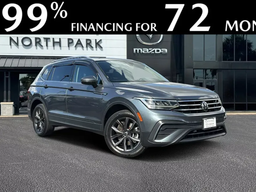 2023 Volkswagen Tiguan SE photo 1