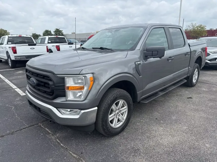 2022 Ford F-150 XL photo 1