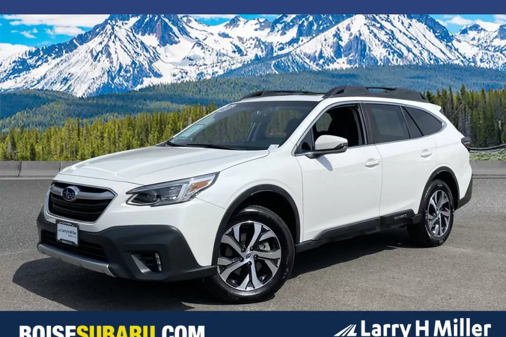 2022 Subaru Outback Limited XT photo 1